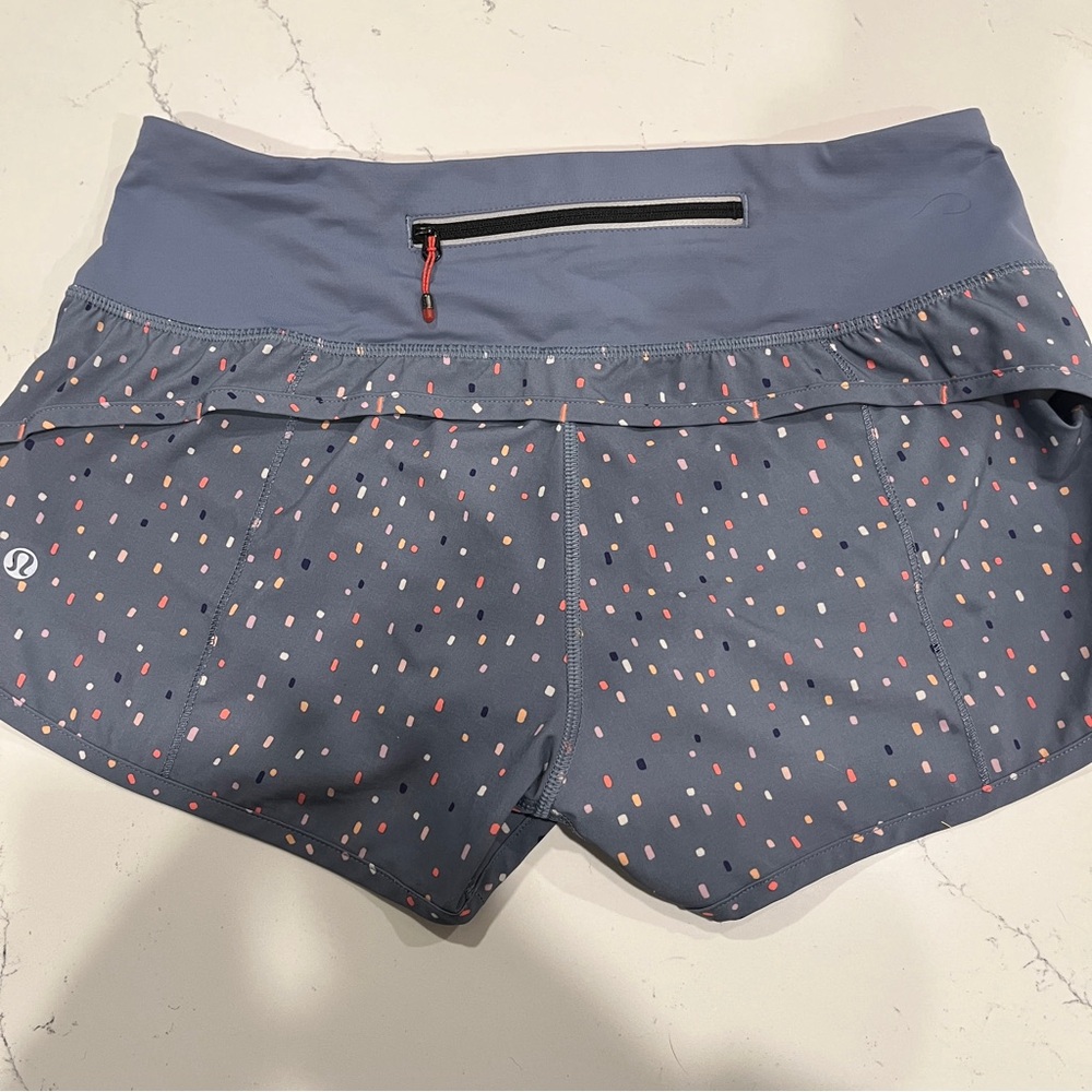 Set of 4 Lululemon Speed Up Running Shorts Size 6 - Picture 10 of 14